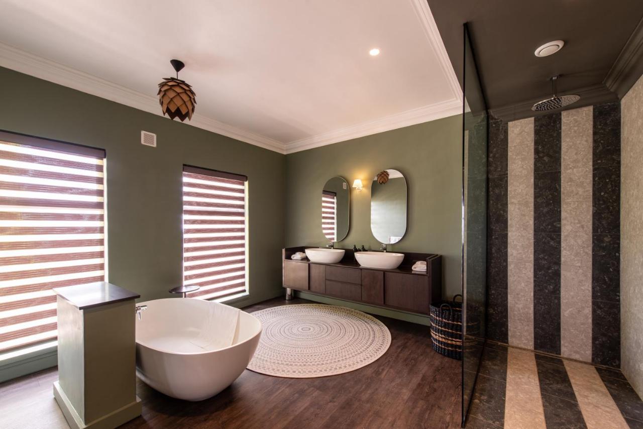 The Feather Hill Boutique Hotel Potchefstroom Esterno foto
